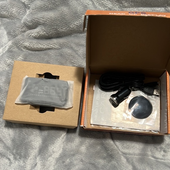 Car GPS HUD Speedometer Head Up Display MPH/KMH Overspeed Warning Alarm Projecto - Picture 4 of 4